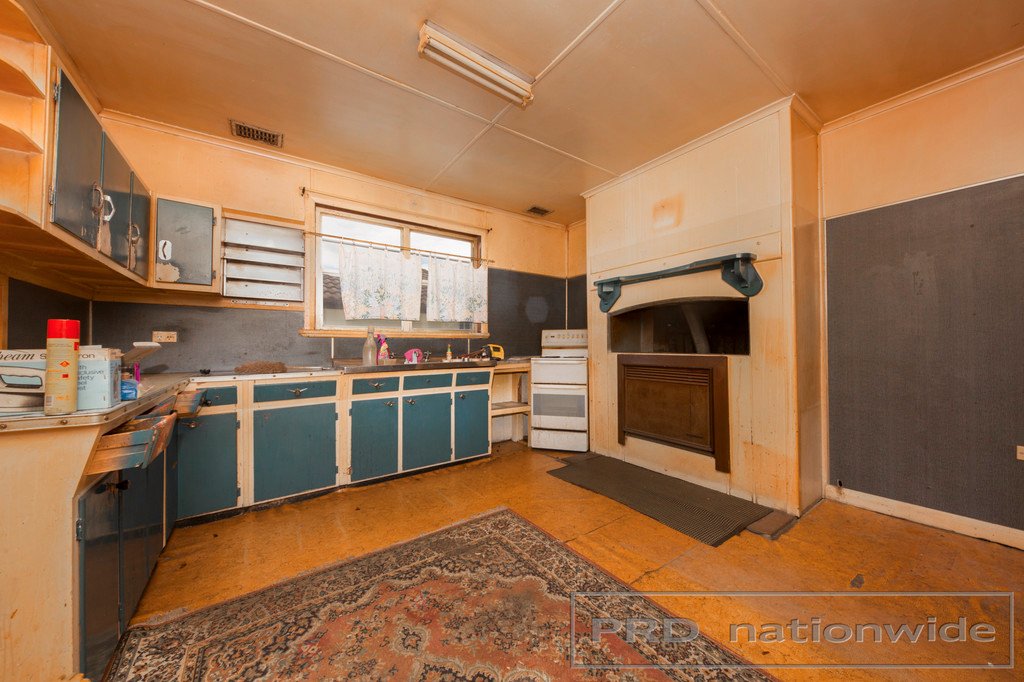 36 Farnsworth Street THORNTON 11