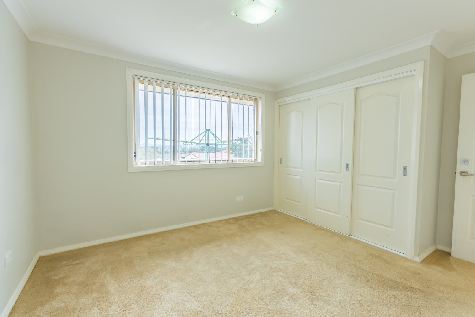 36 Fisher Road TAMWORTH 10