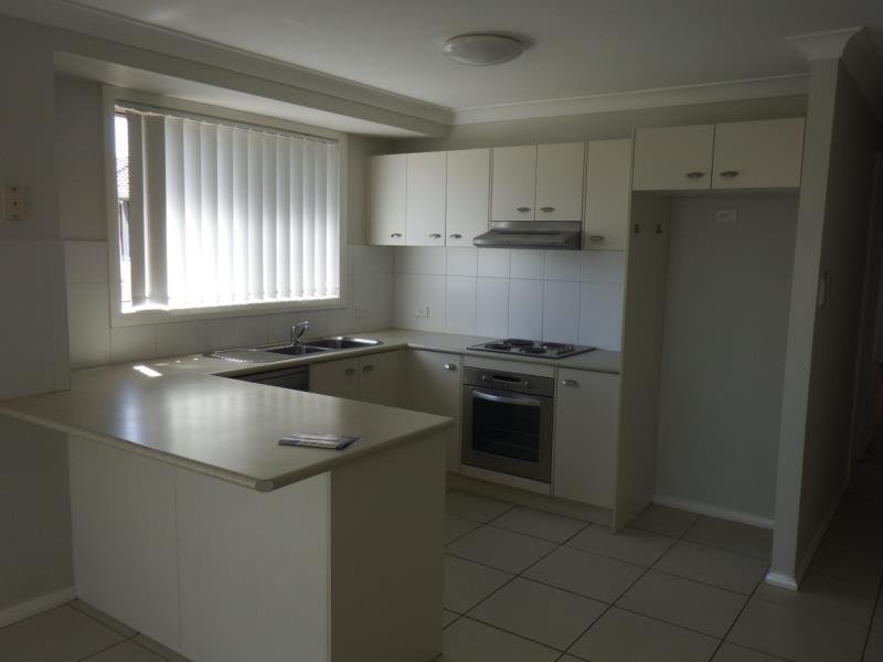 36 Fisher Road TAMWORTH 2