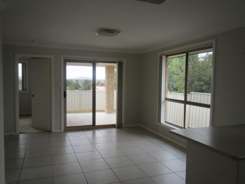 36 Fisher Road TAMWORTH 4