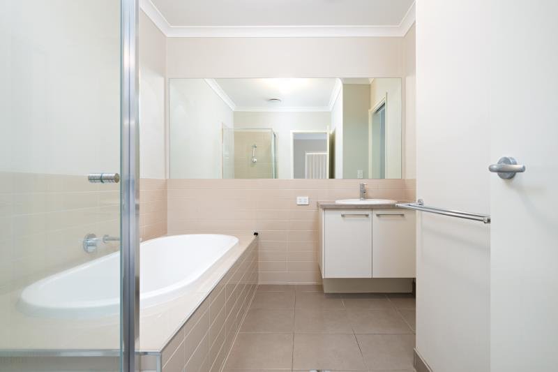 36 Flack Crescent BOOROOMA 5