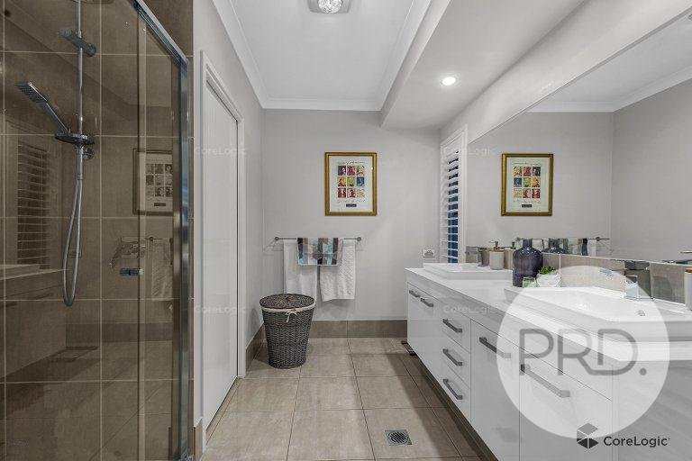 36 Frankit Street WAVELL HEIGHTS 10