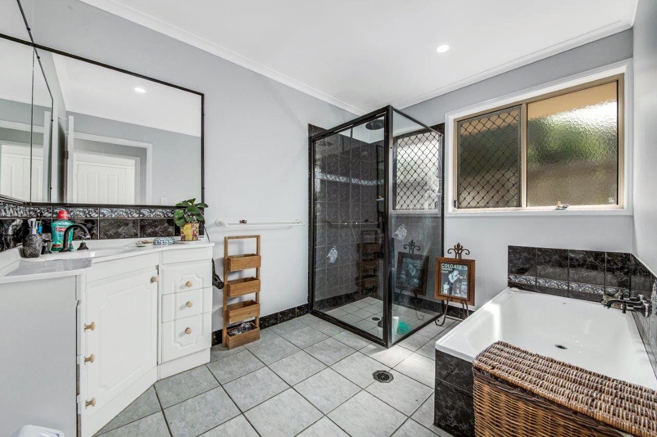 36 Geoffrey Thomas Drive TANNUM SANDS 12