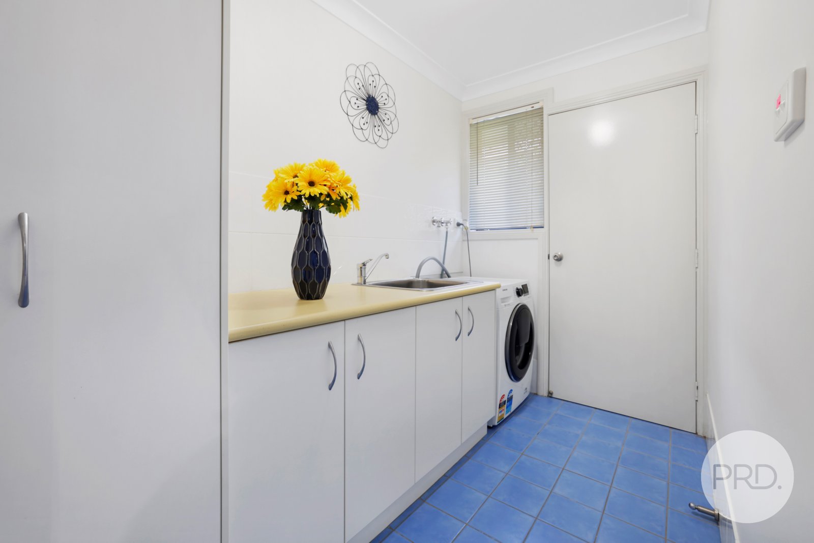 36 Gilbert Drive TAMWORTH 10