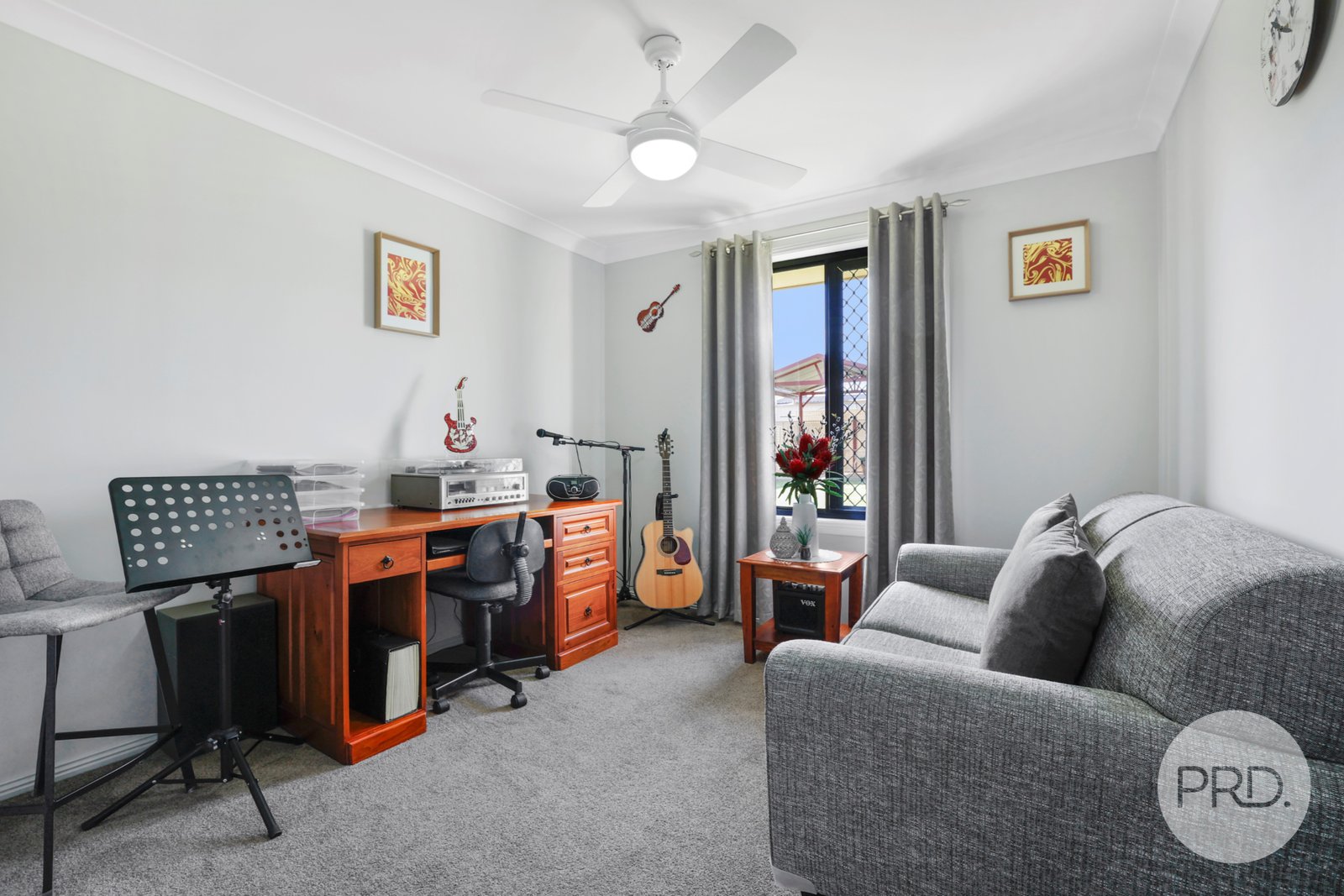 36 Gilbert Drive TAMWORTH 12