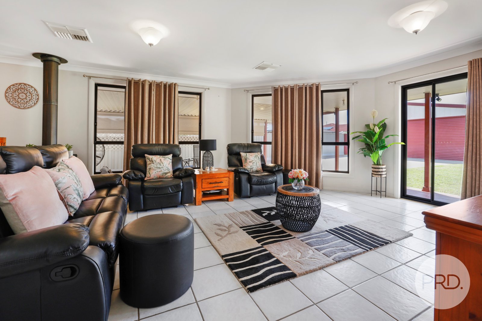 36 Gilbert Drive TAMWORTH 17