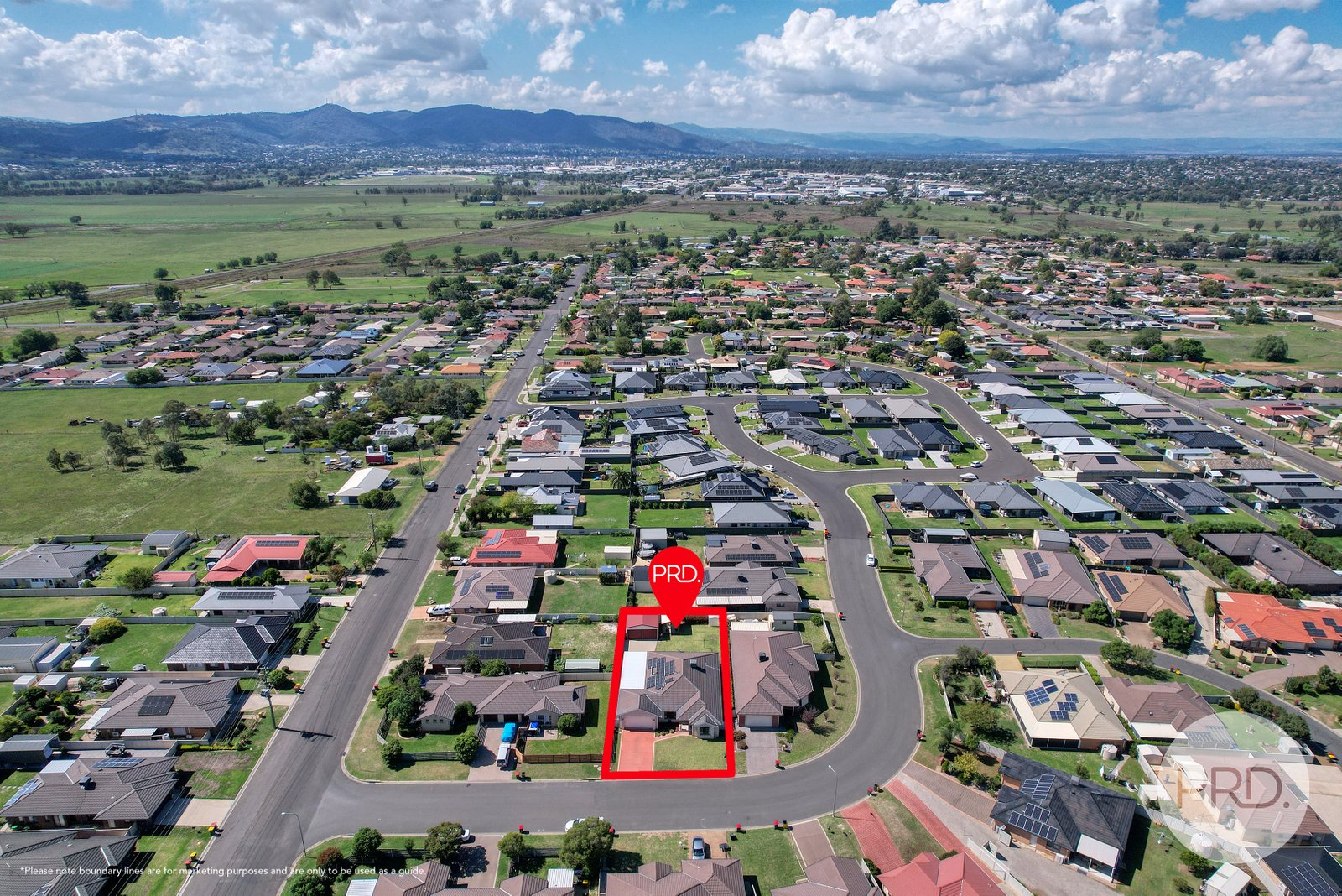 36 Gilbert Drive TAMWORTH 26