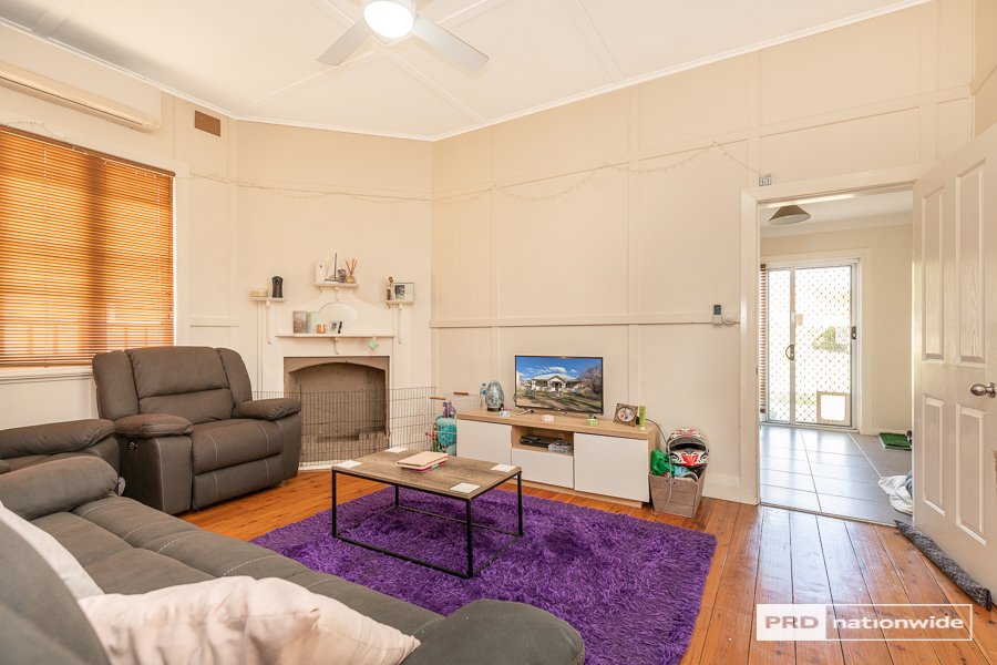 36 Gipps Street TAMWORTH 6
