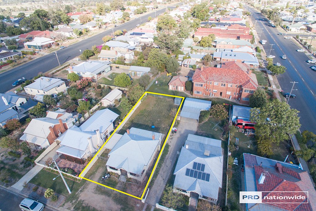 36 Gipps Street TAMWORTH 19