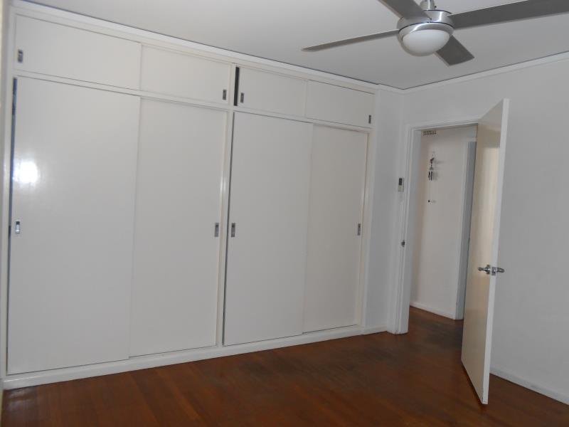 3/6 Golf Street TAMWORTH 5