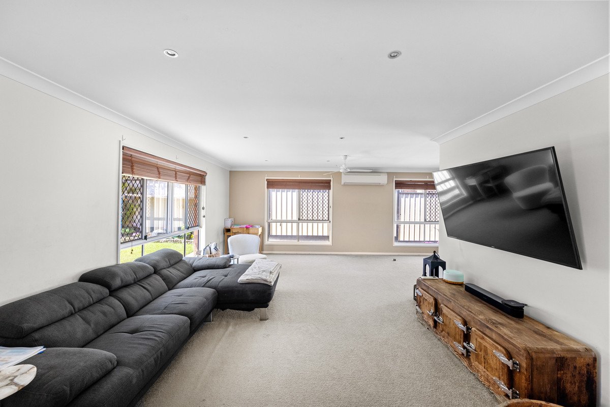 36 Grebe Place Burleigh Waters 1