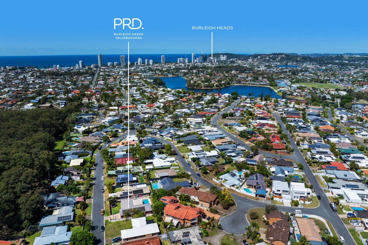 36 Grebe Place Burleigh Waters 5