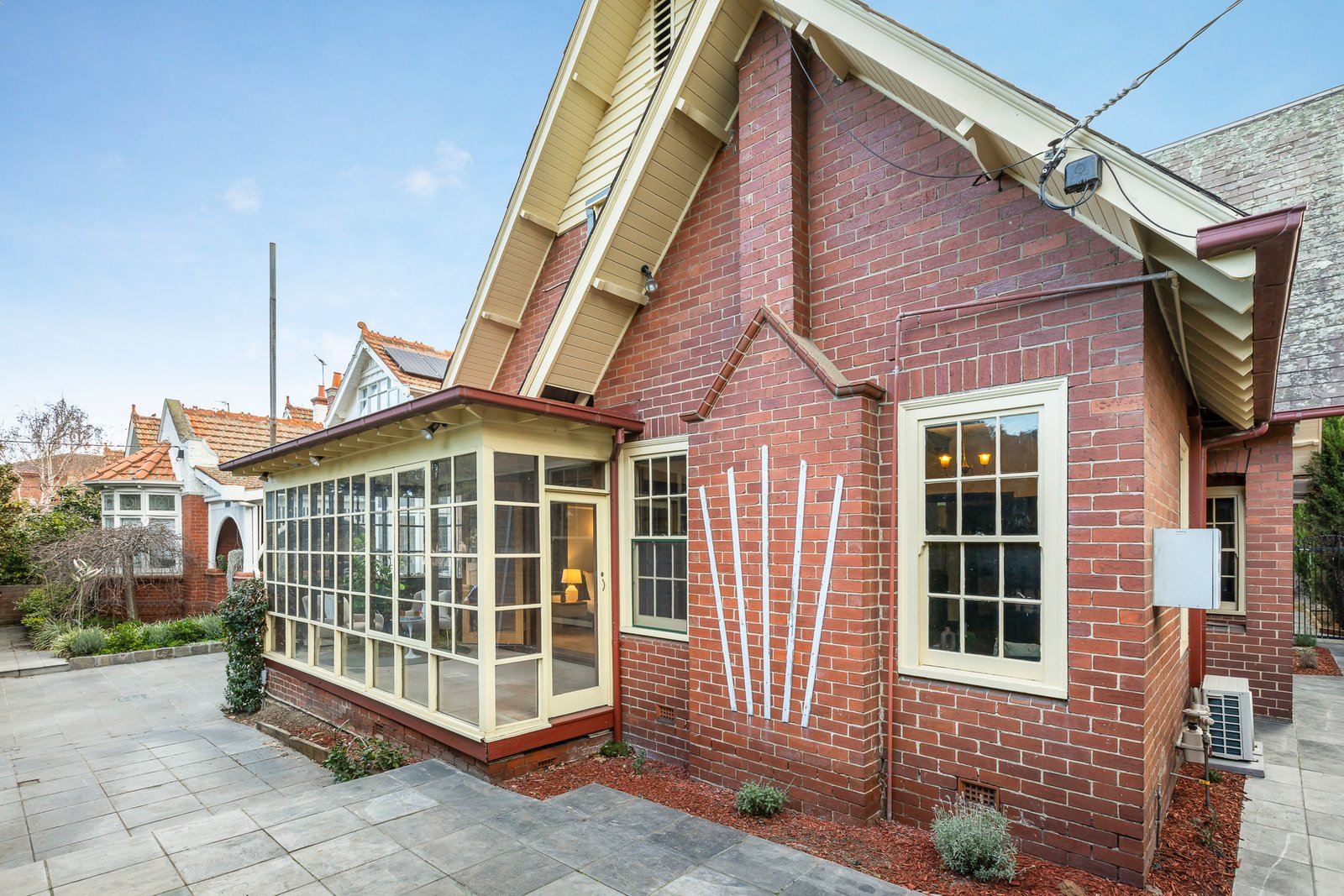 Gallery: 36 Gurner Street