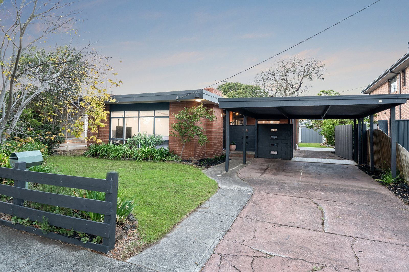 Gallery: 36 Henry Street