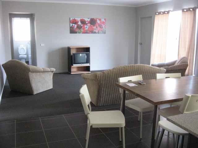 Gallery: 36 Hewat Drive