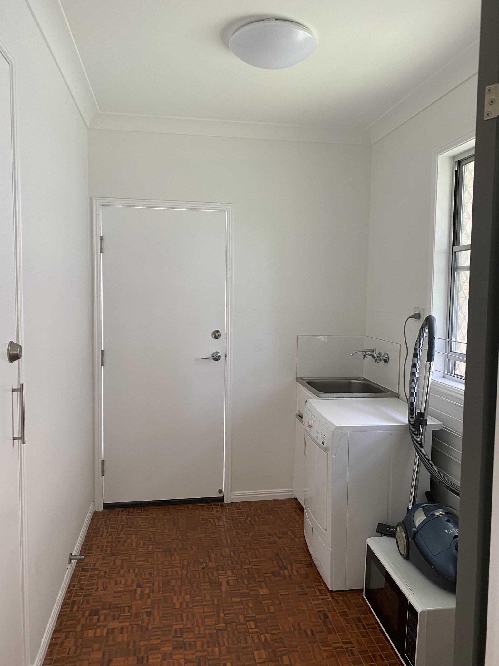 36 Hibiscus Street URANGAN 13
