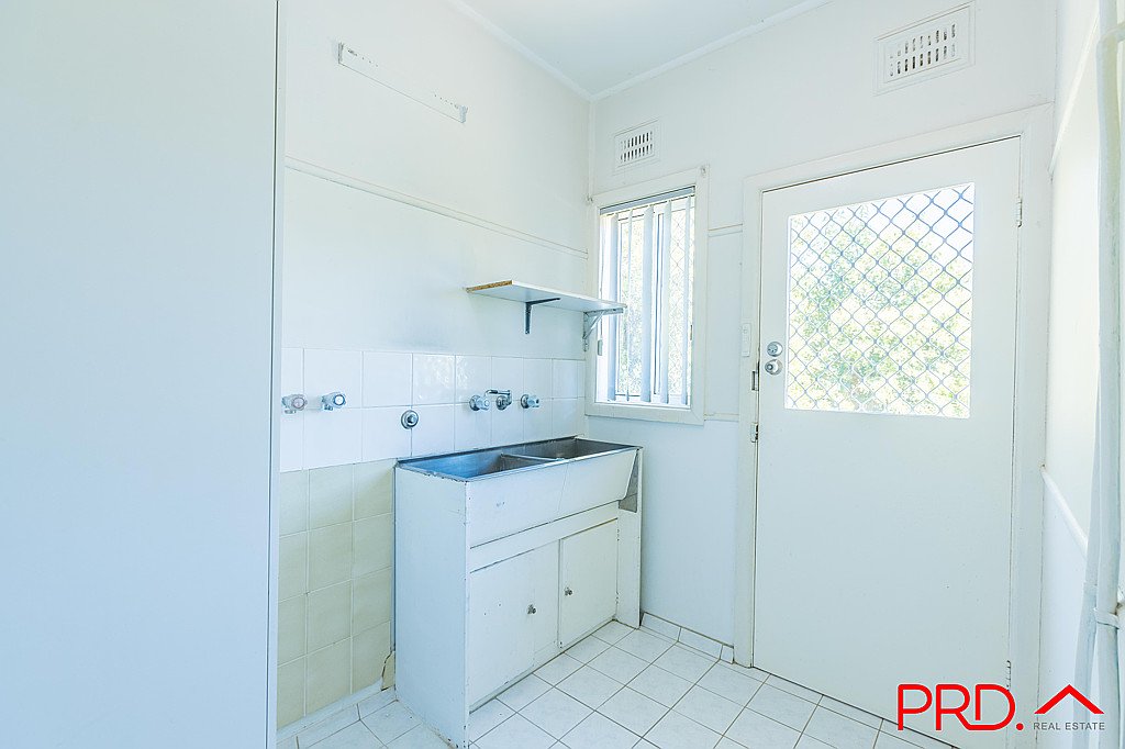 36 Hillvue Road TAMWORTH 9