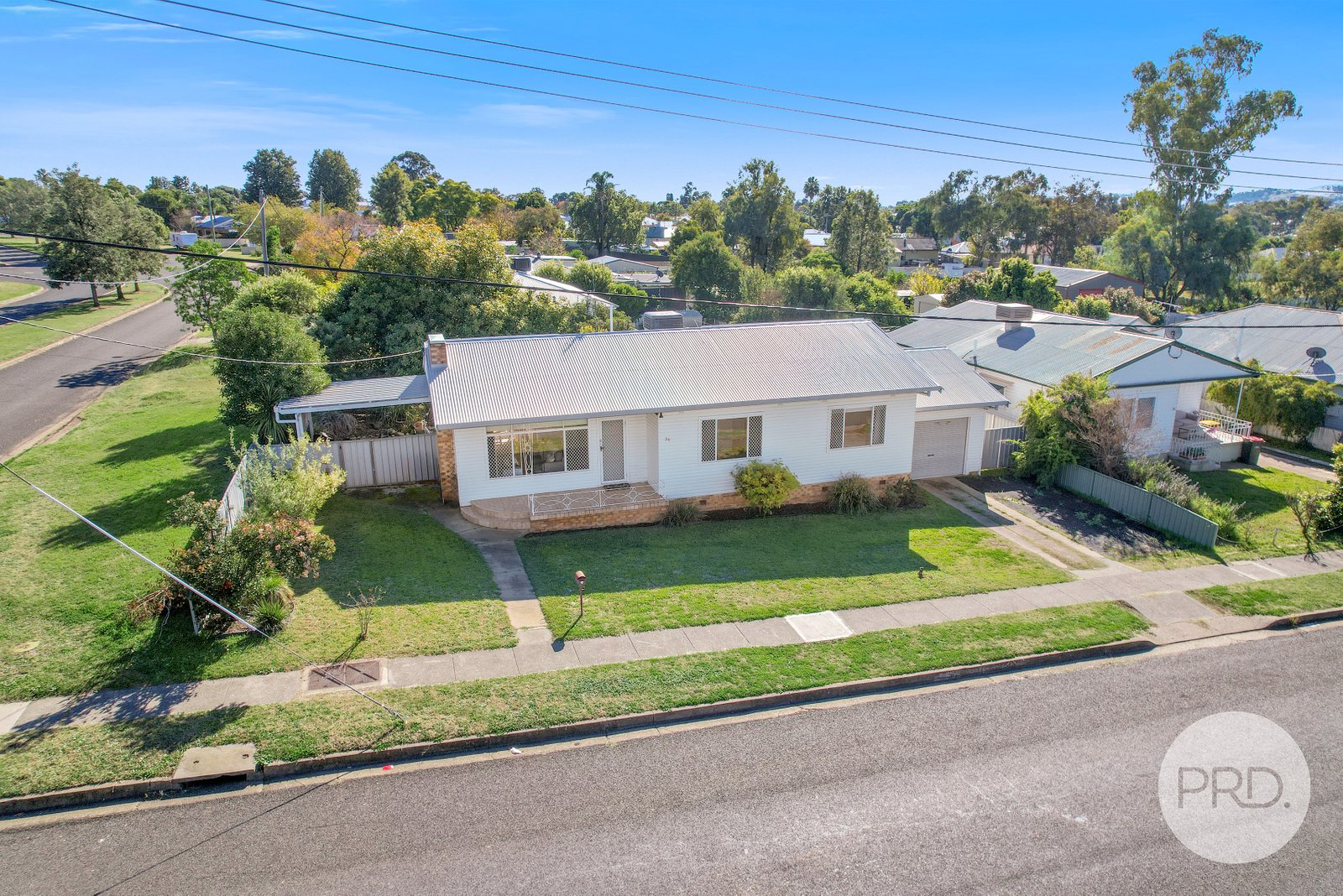 36 Hillvue Road TAMWORTH 3