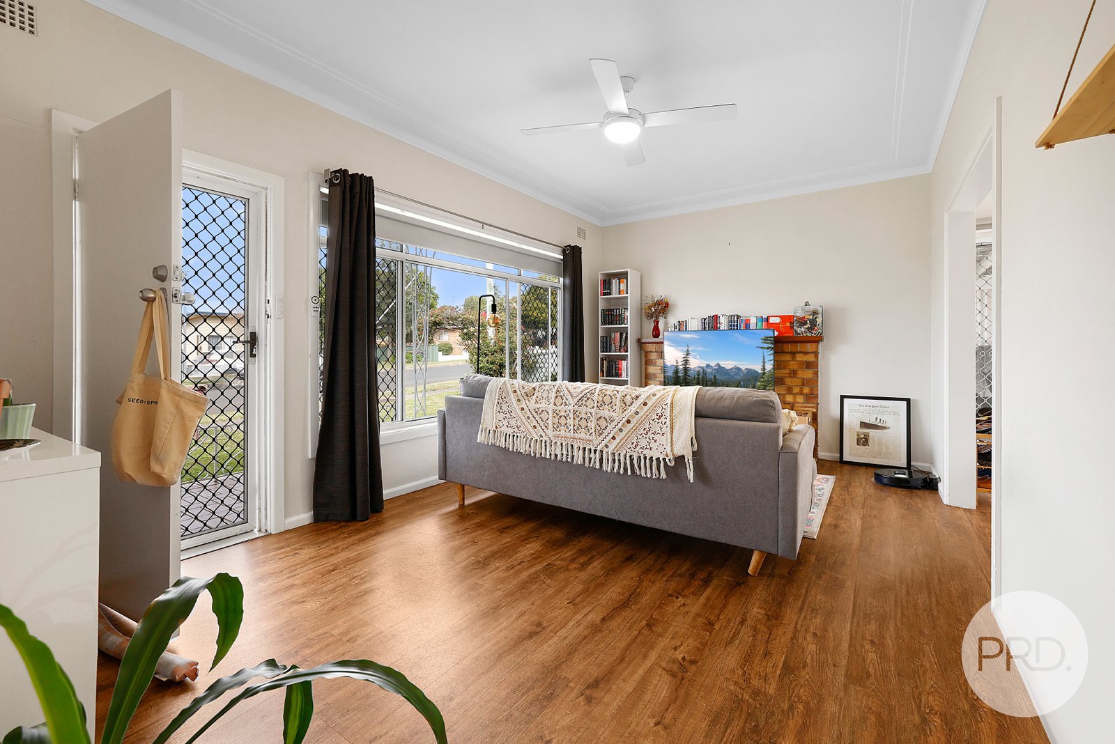 36 Hillvue Road TAMWORTH 5