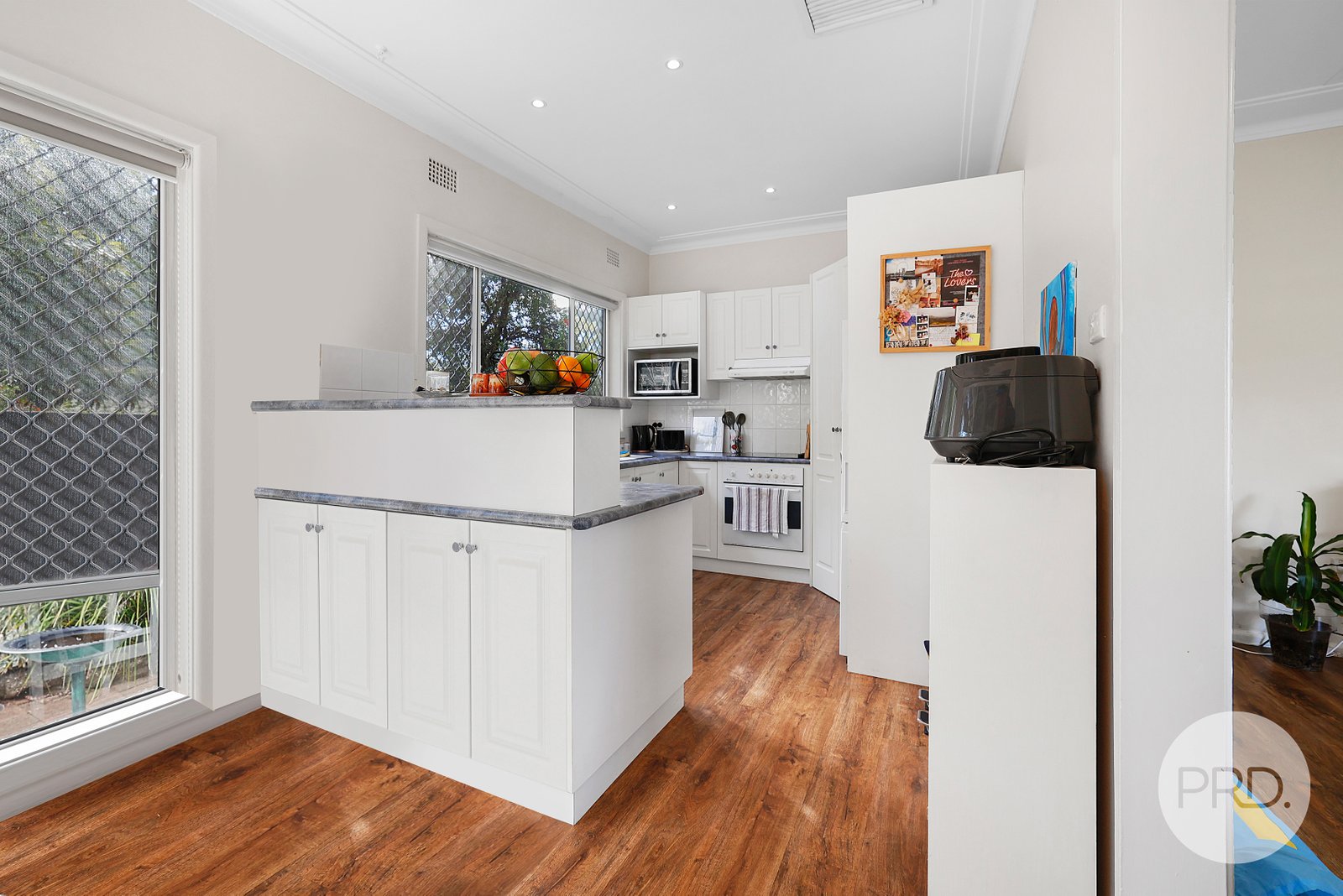 36 Hillvue Road TAMWORTH 11