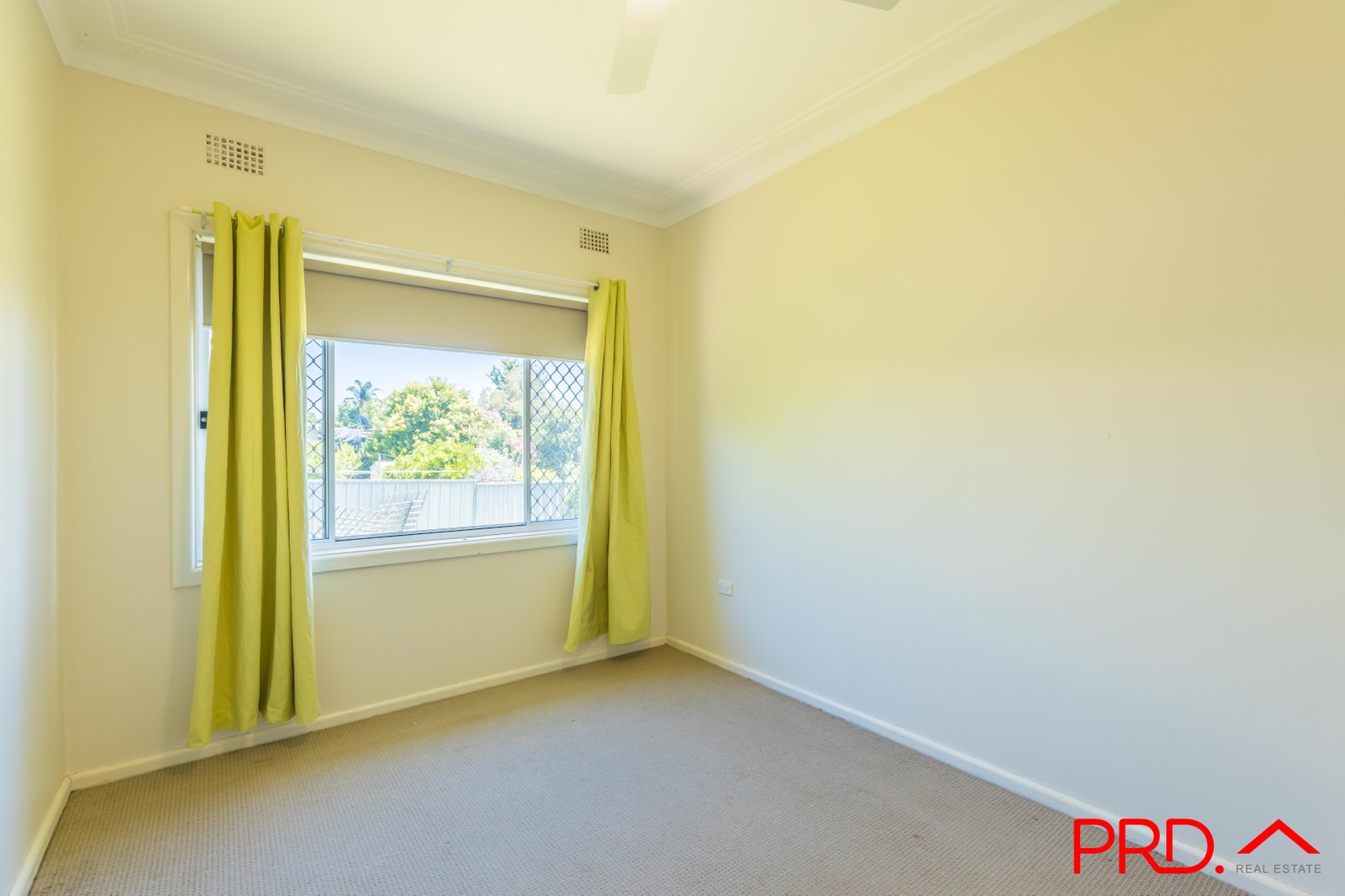 36 Hillvue Road TAMWORTH 10