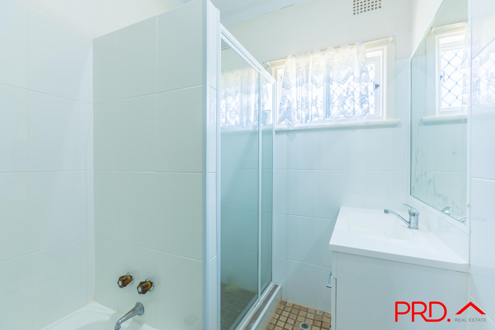 36 Hillvue Road TAMWORTH 11