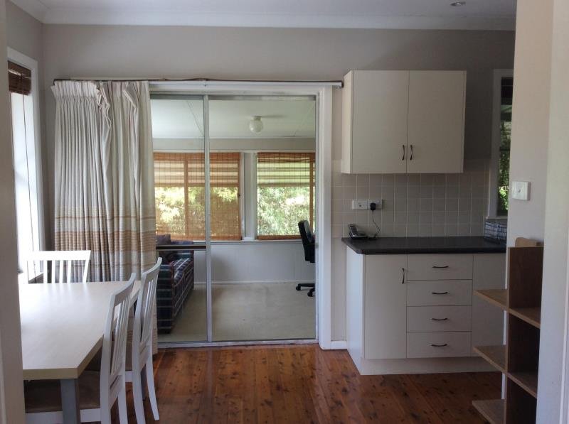 36 Hyman Street TAMWORTH 2