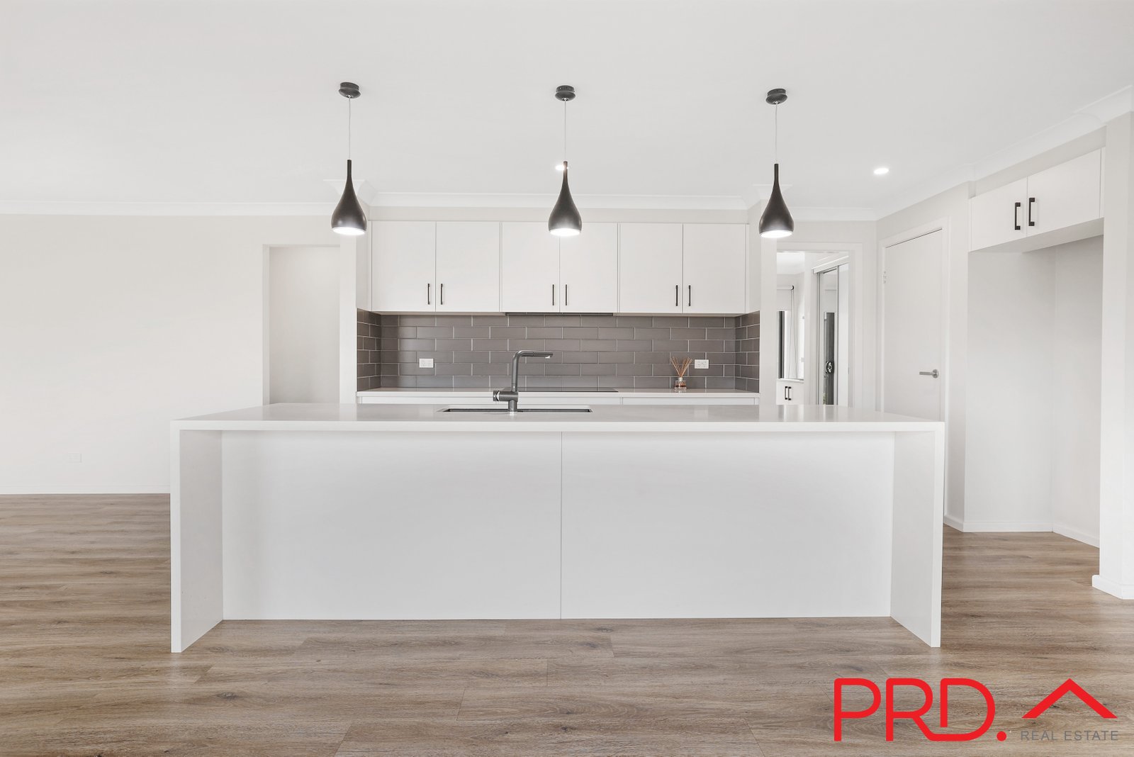 36 Ibis Street TAMWORTH 9