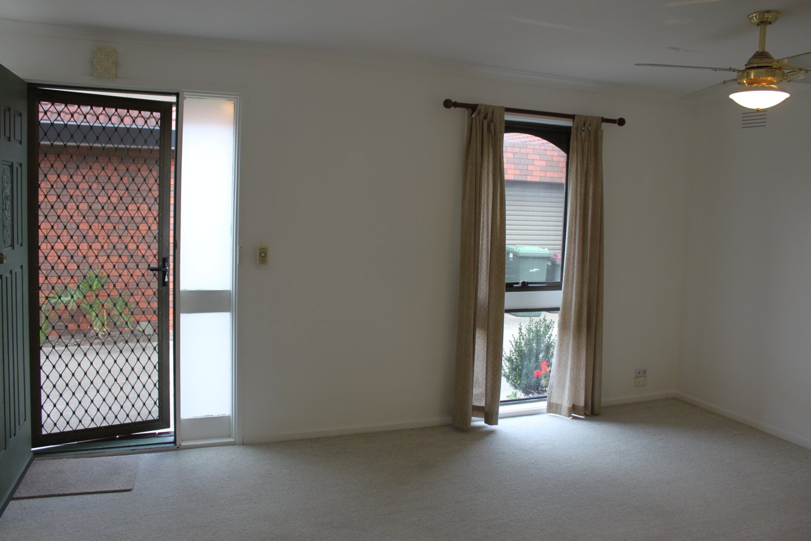 Gallery: 3/6 Isabella Street