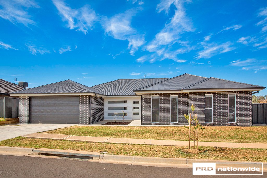 36 Kingham Street TAMWORTH 1
