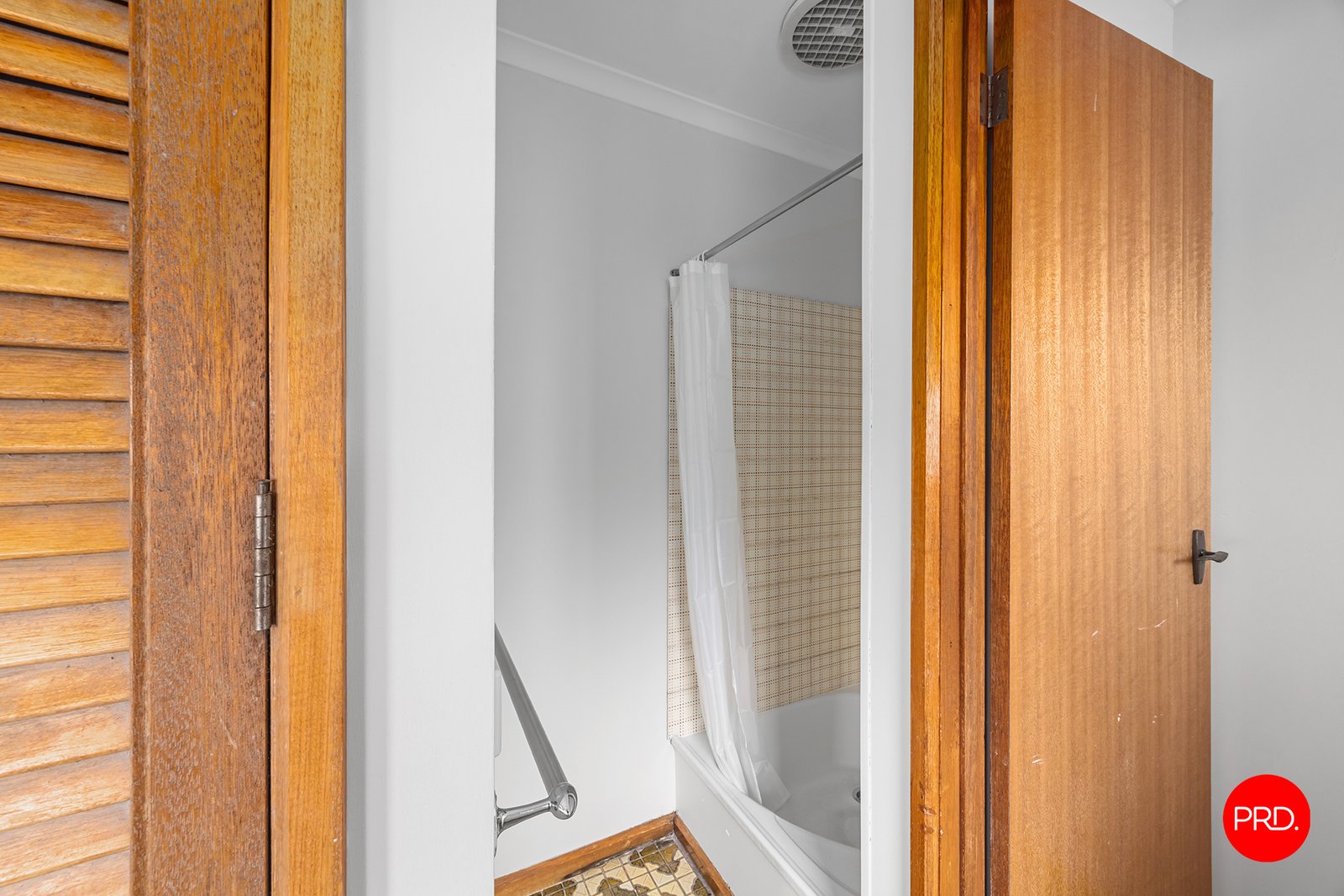 3/6 Kirby Street GOLDEN SQUARE 9