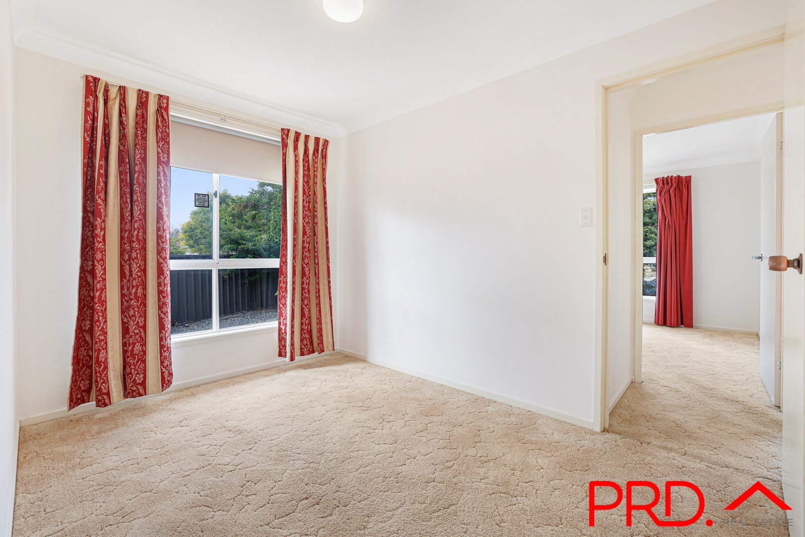 36 Kurrajong Street TAMWORTH 10