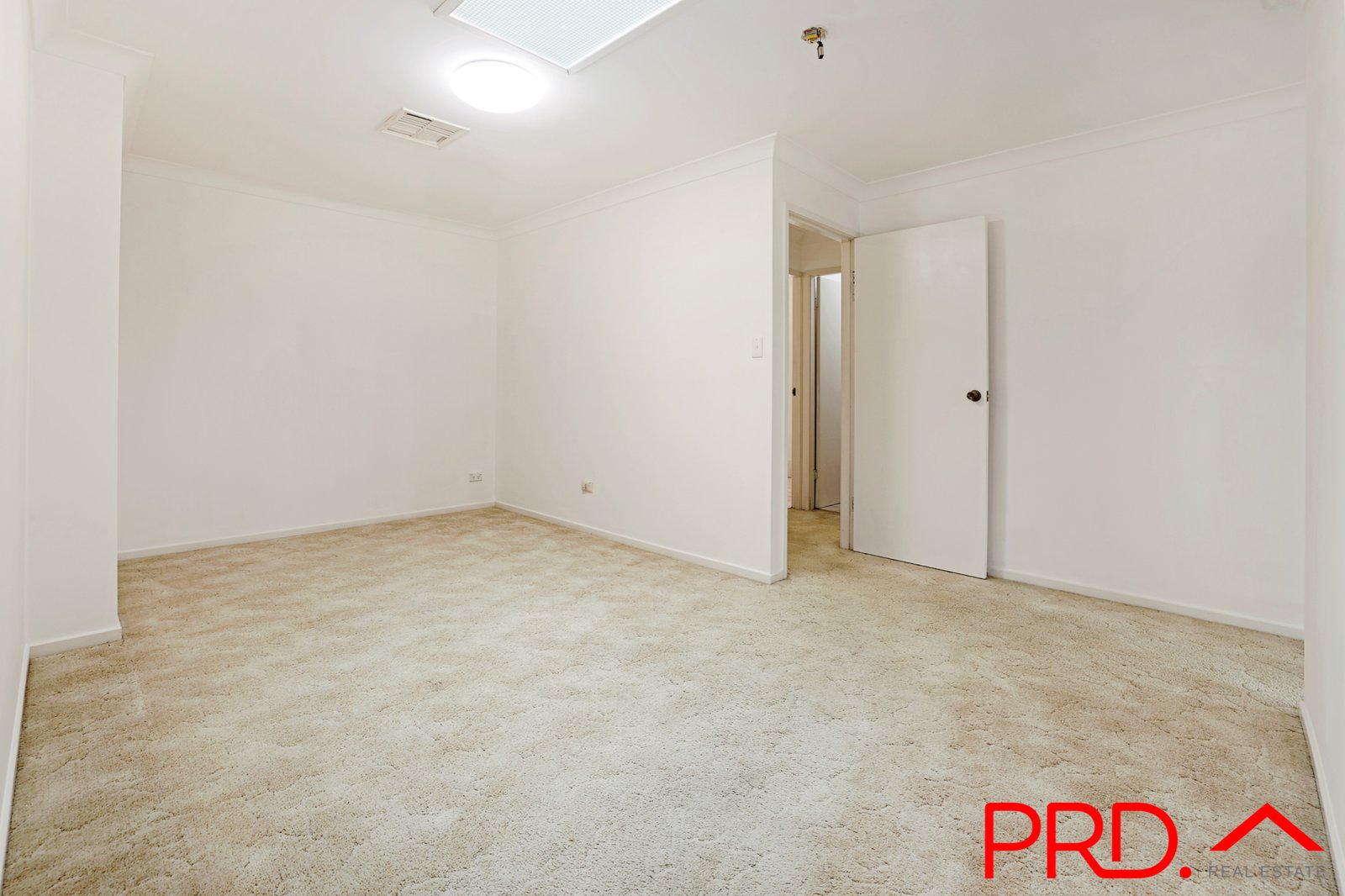 36 Kurrajong Street TAMWORTH 13