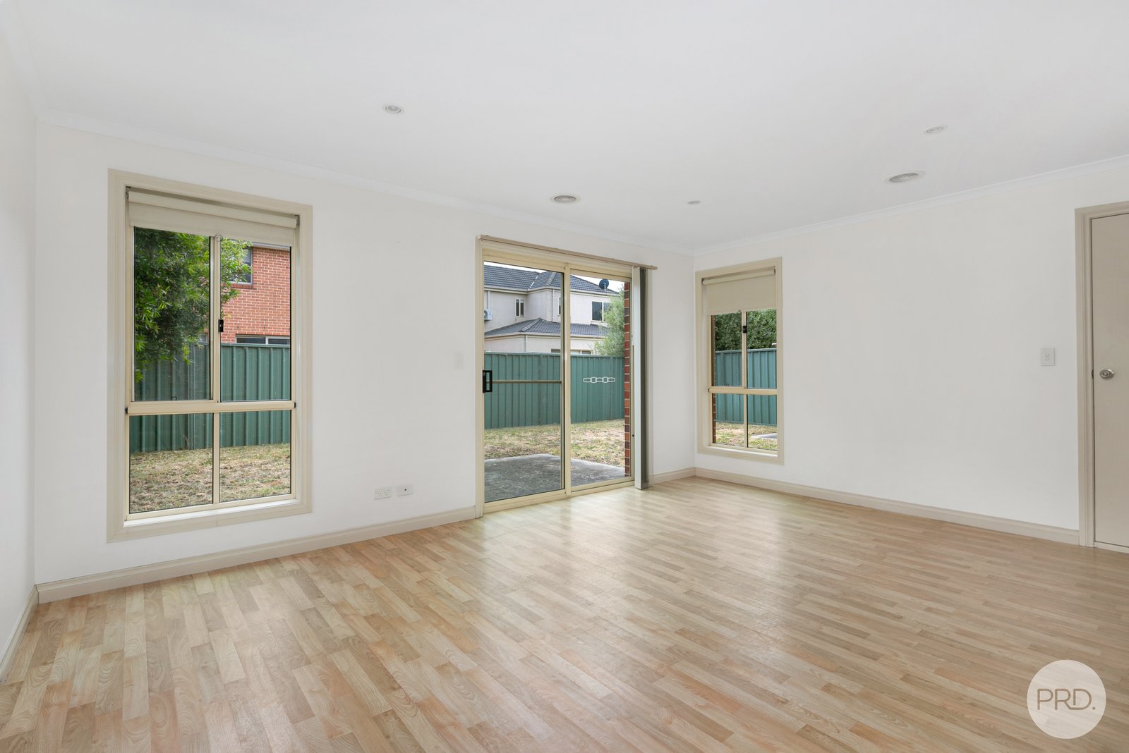 36 Lake Gardens Avenue LAKE GARDENS 5