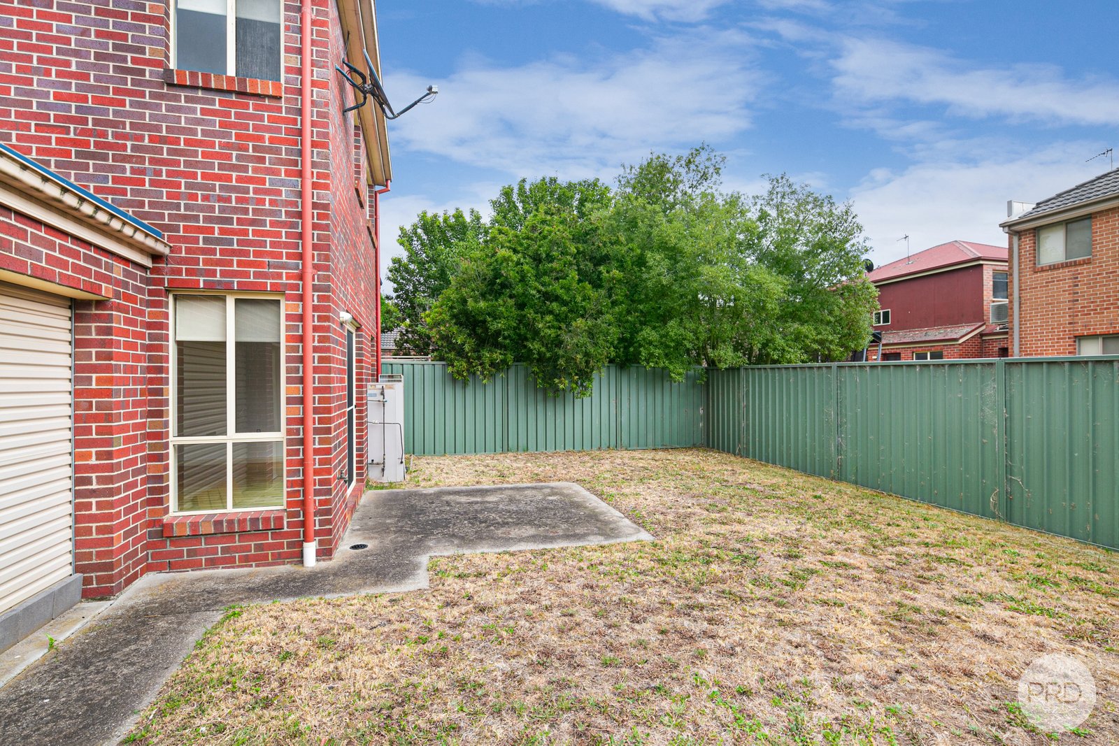 36 Lake Gardens Avenue LAKE GARDENS 13