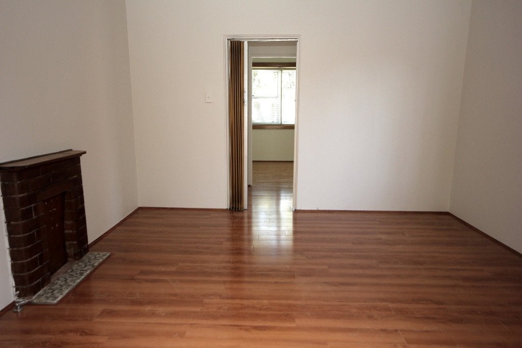 36 Lee Avenue BEVERLY HILLS 4