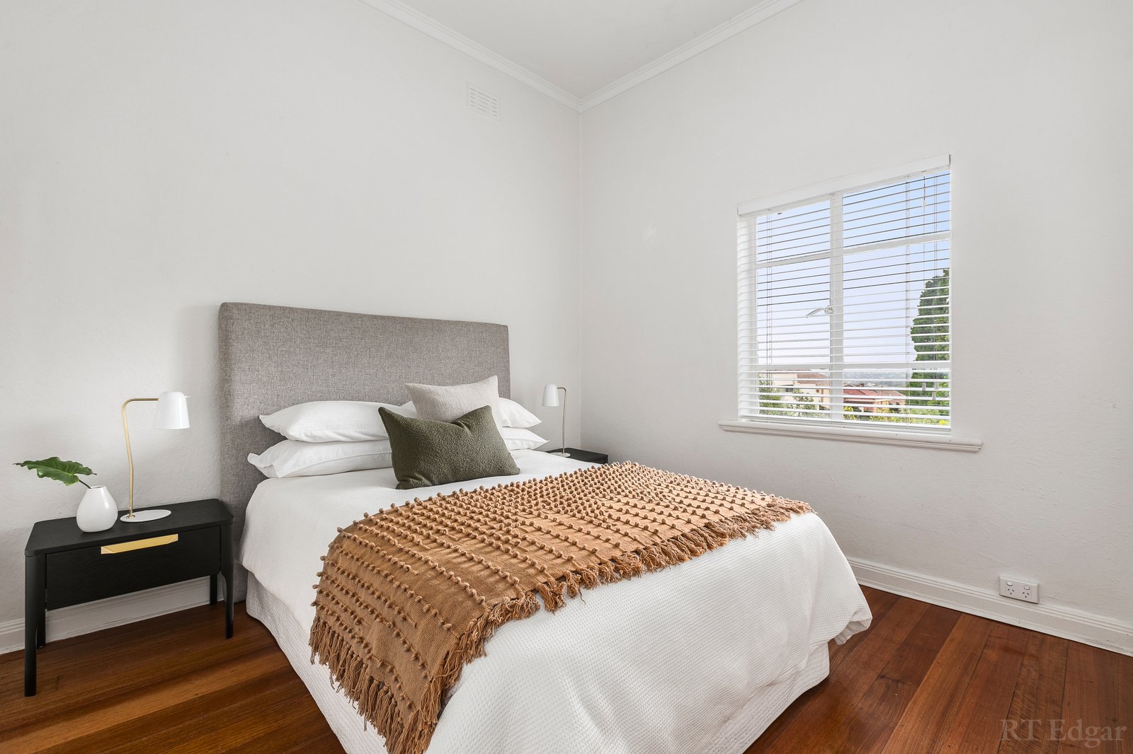 Real Estate and Property in 3/6 Mackie Court, Kew, VIC