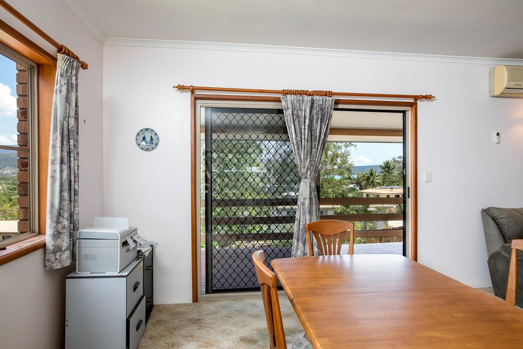 36 Manooka Drive CANNONVALE 7