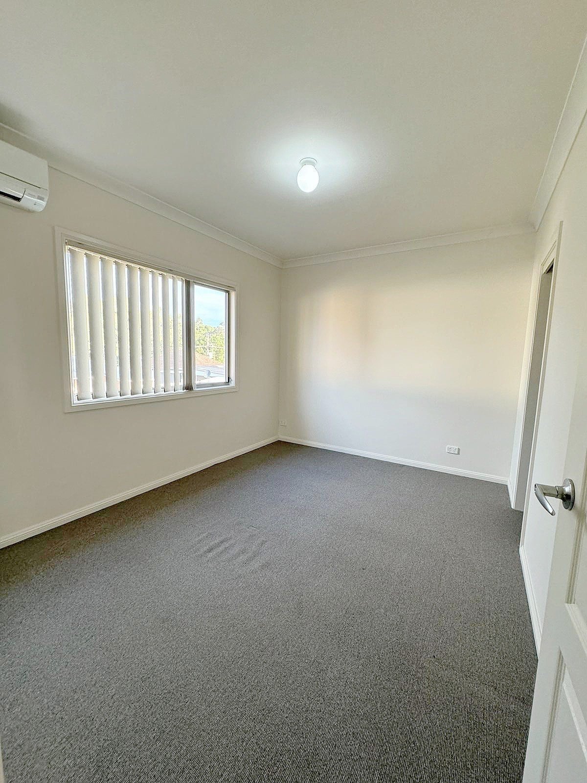 3/6 Market Street MOOREBANK 7