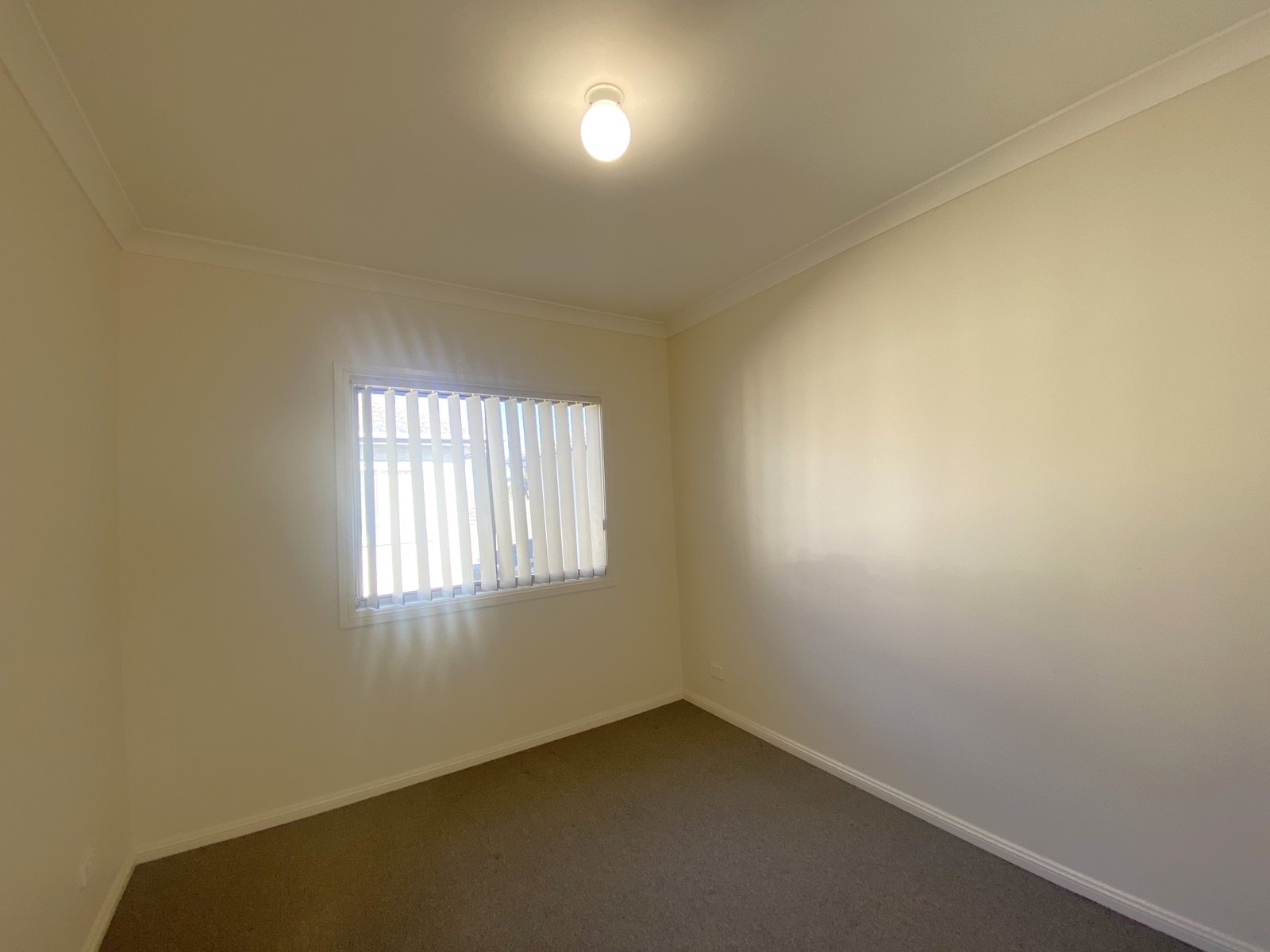 3/6 Market Street MOOREBANK 5