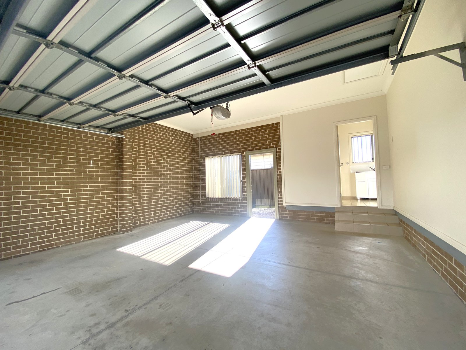 3/6 Market Street MOOREBANK 11