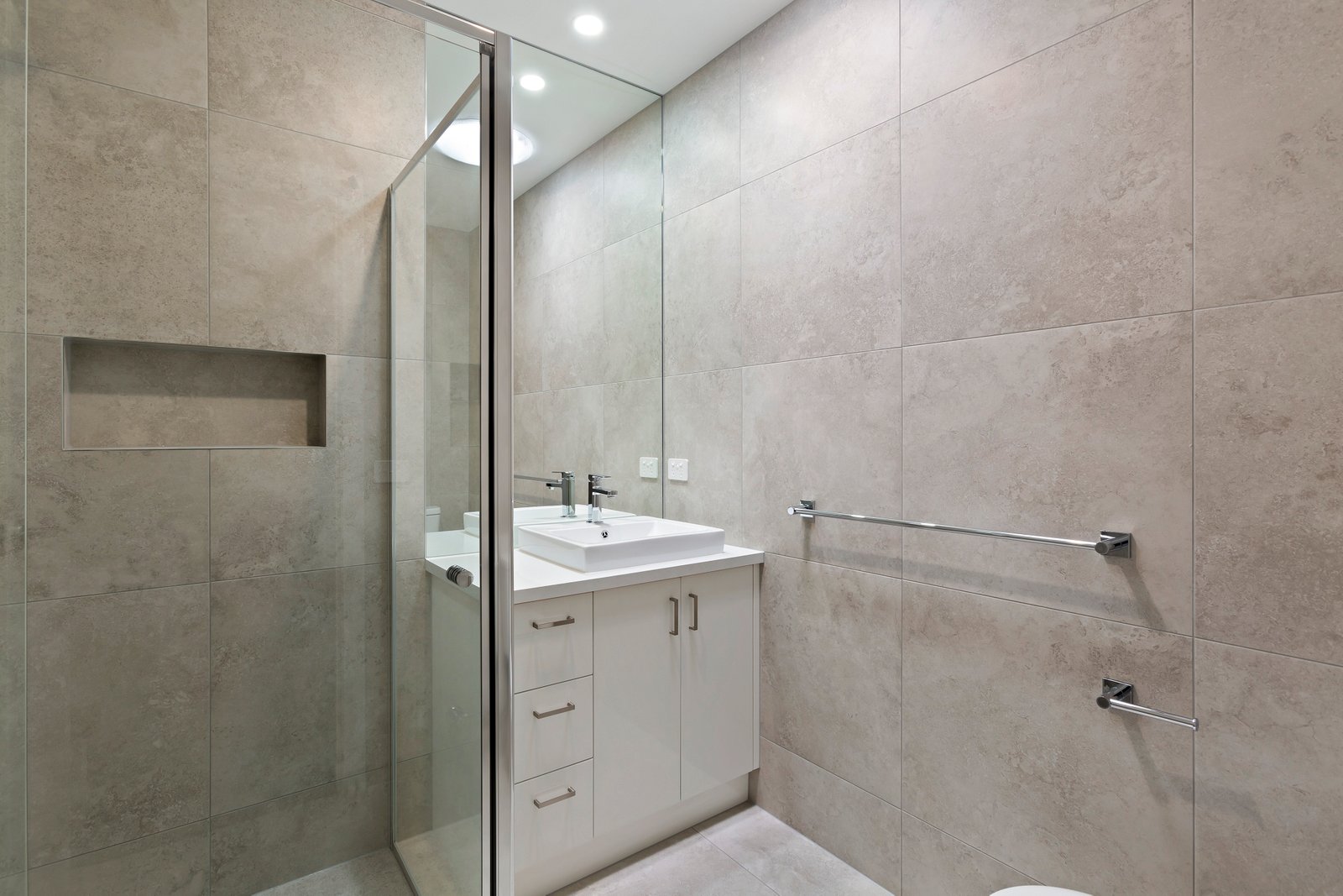 Real Estate and Property in 3/6 Markham Drive, Ocean Grove, VIC