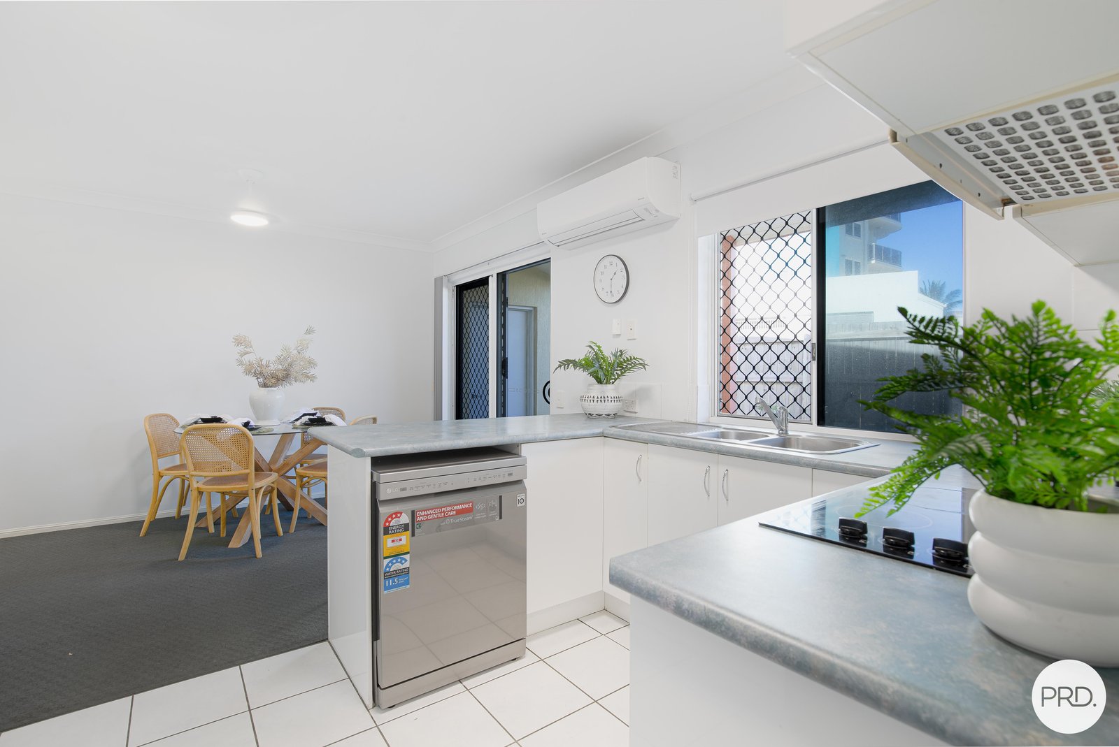 3/6 Megan Place MACKAY HARBOUR 5