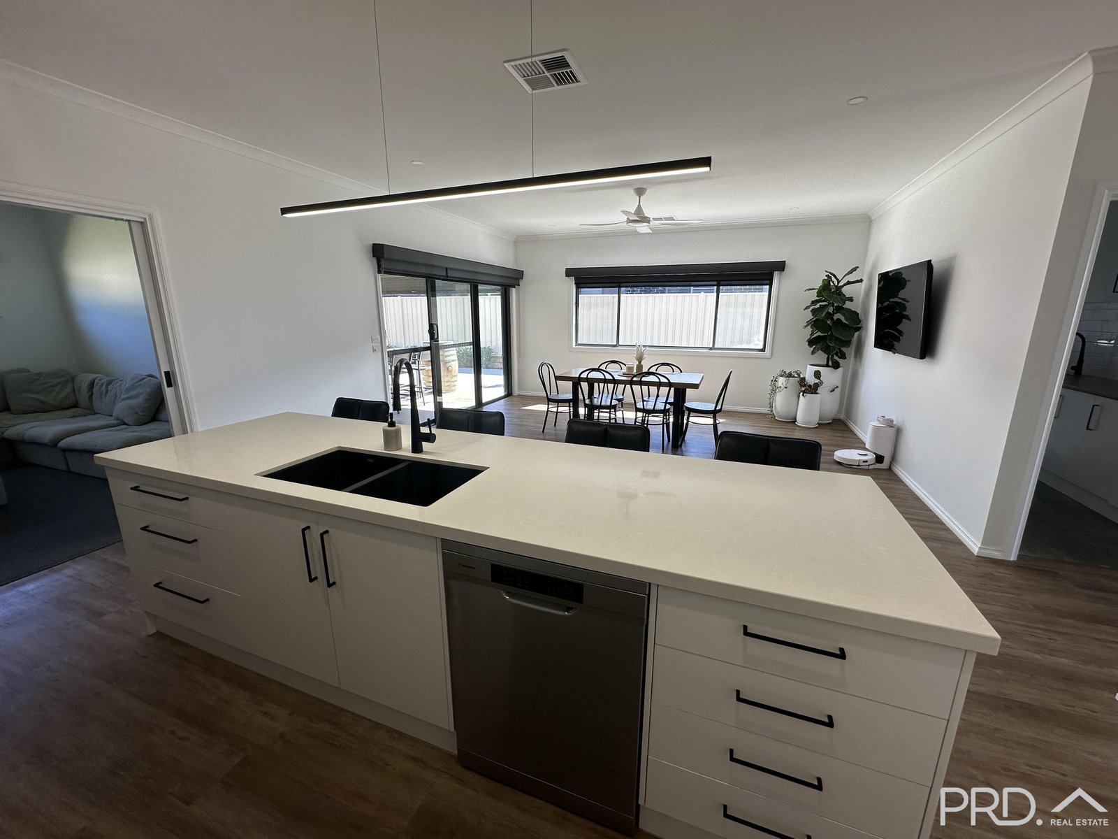 36 Milan Drive IRYMPLE 7