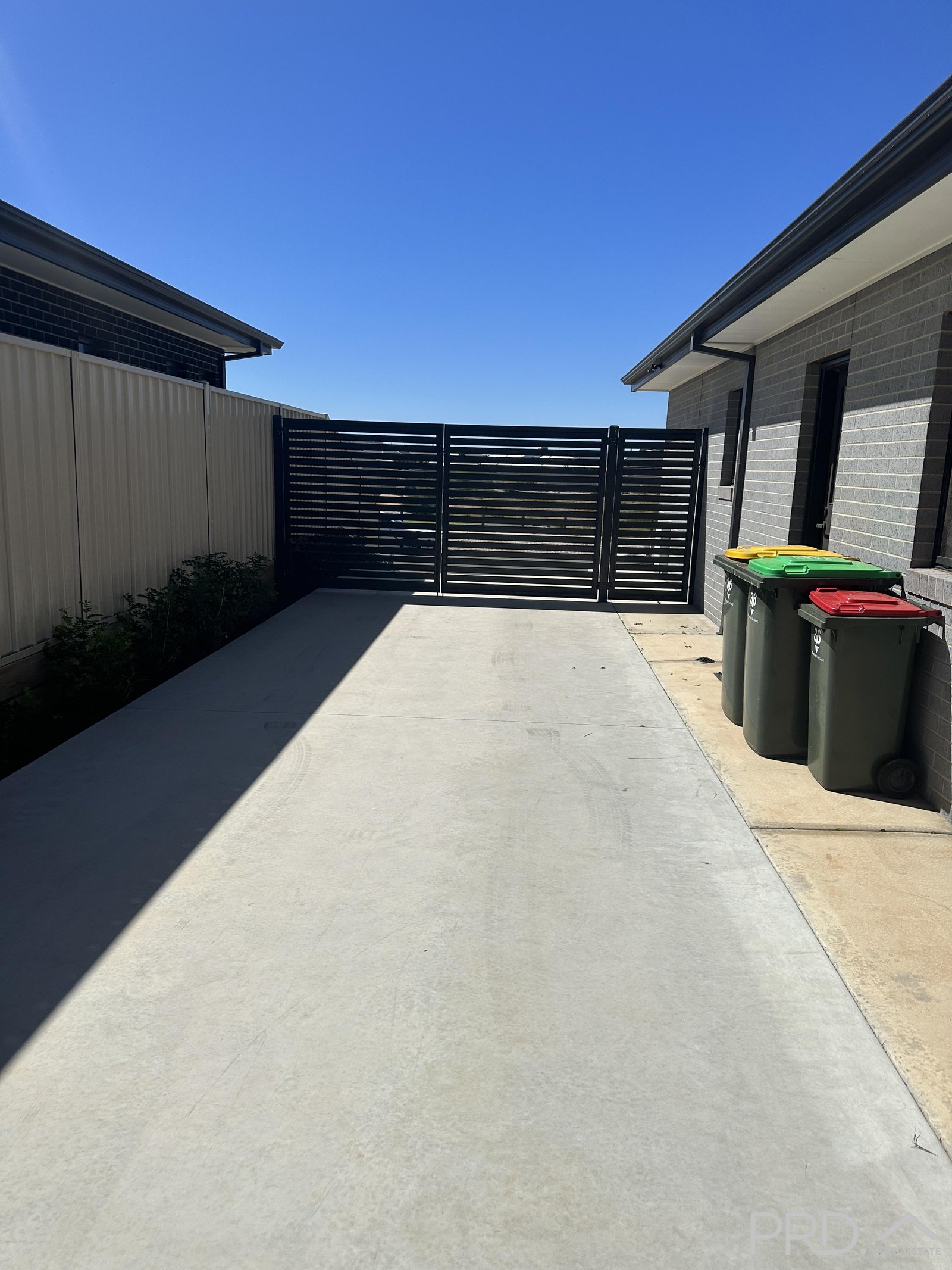 36 Milan Drive IRYMPLE 17