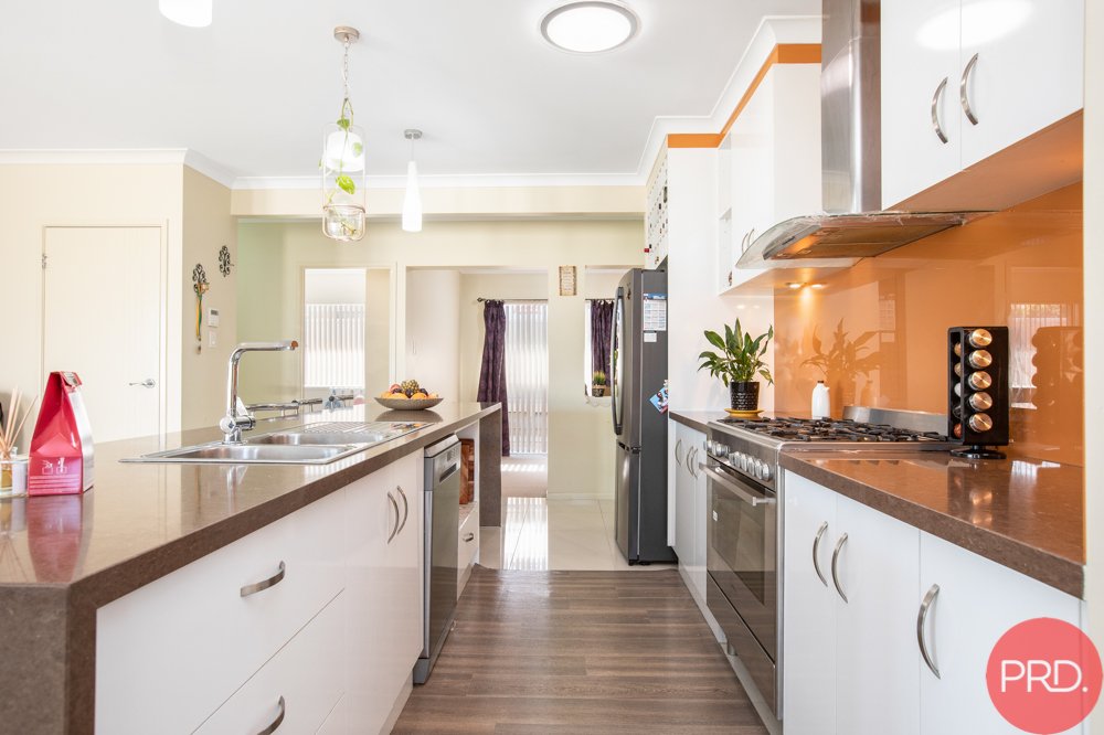36 Mileham Circuit RUTHERFORD 7