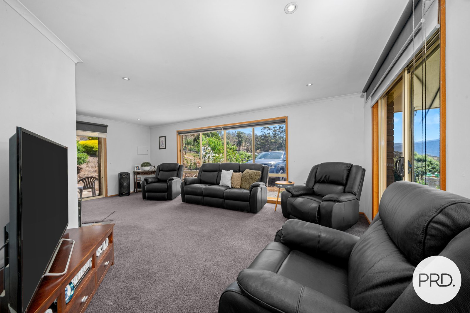 36 Moores Road LACHLAN 9