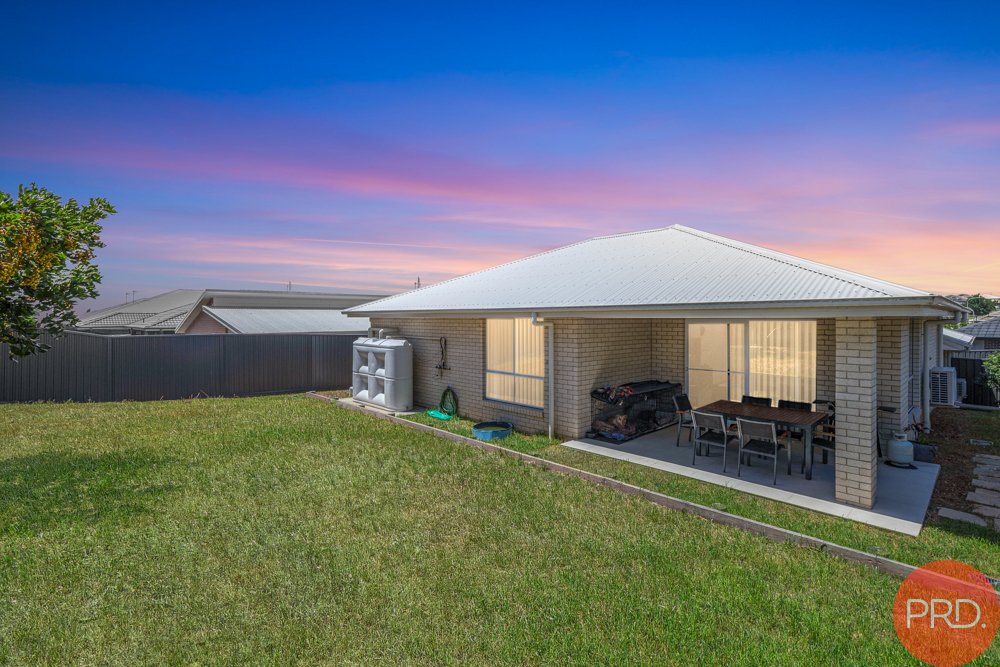 36 Morecambe Circuit THORNTON 2