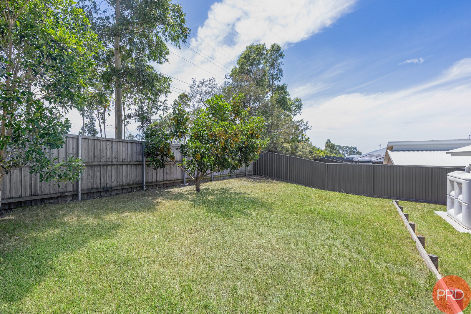 36 Morecambe Circuit THORNTON 25