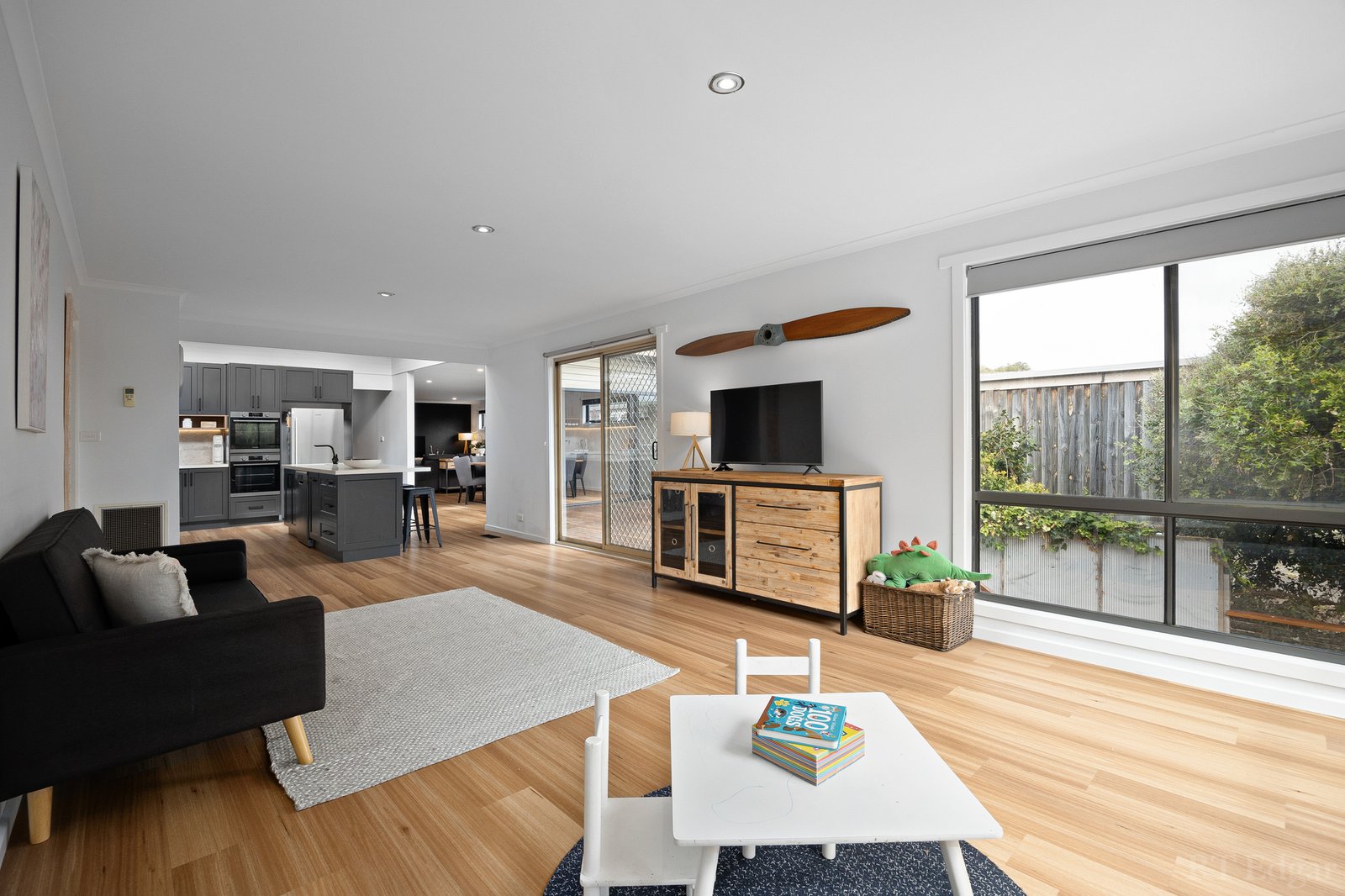 Real Estate and Property in 36 Murawa Drive, Rosebud, VIC